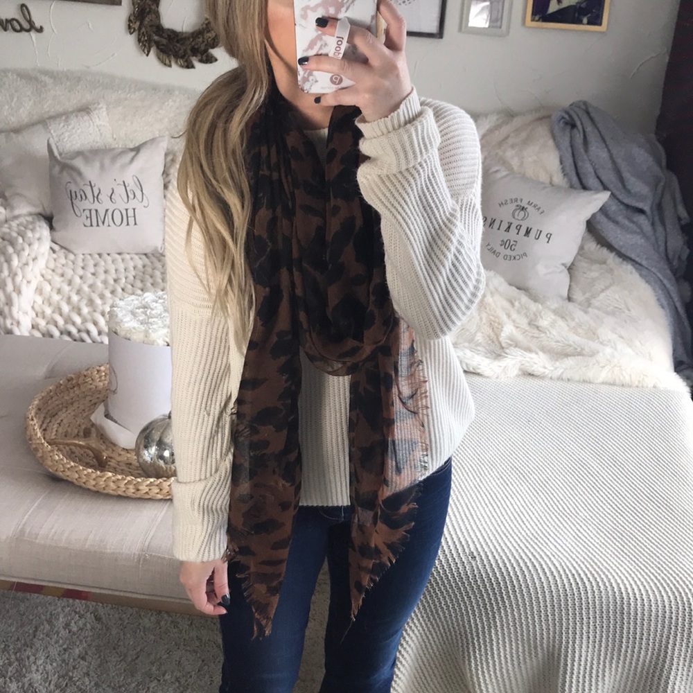 Leopard print scarf